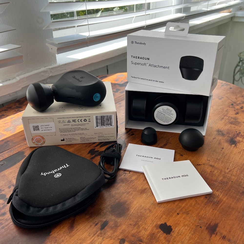 THERAGUN MINI massage tool 2nd Generation